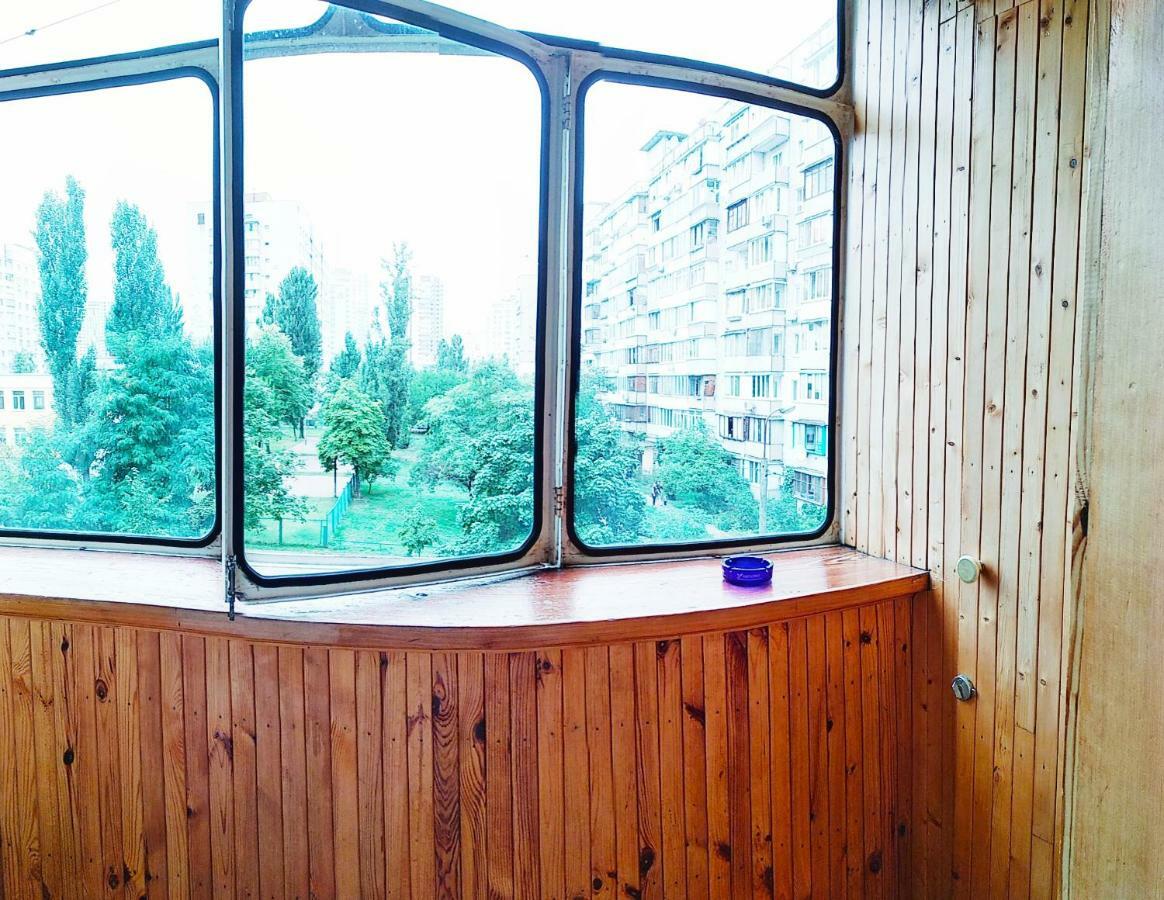 Apartments On Mykilska-Slobidka Kyiv Exterior foto
